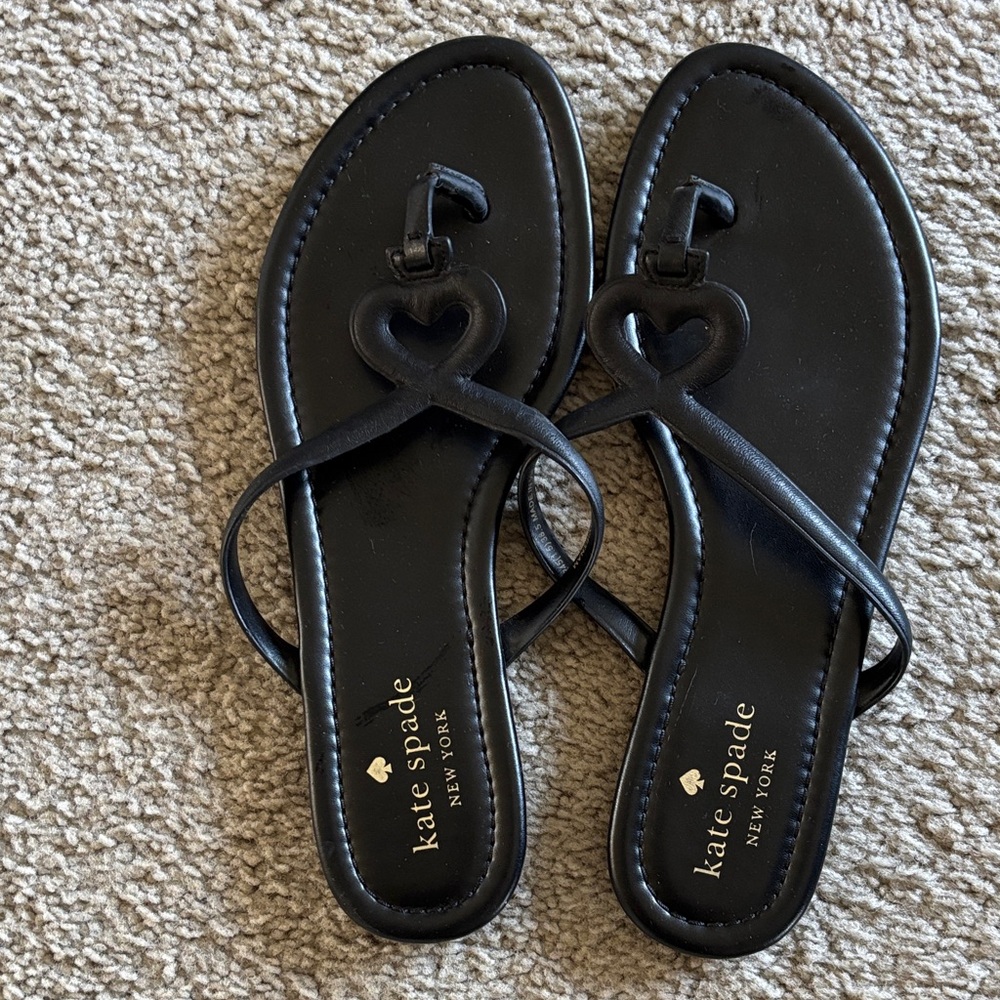 kate spade Black Heart-Accent Leather Thong Sandals